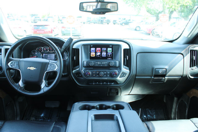 Used 2018 Chevrolet Silverado 1500 LTZ AWD/4WD image 17