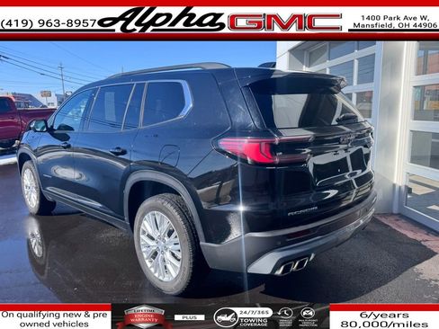 Used 2024 GMC Acadia Elevation image 1