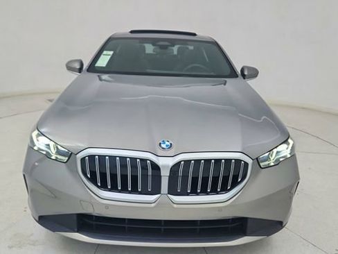 Used 2026 BMW 530i image 13