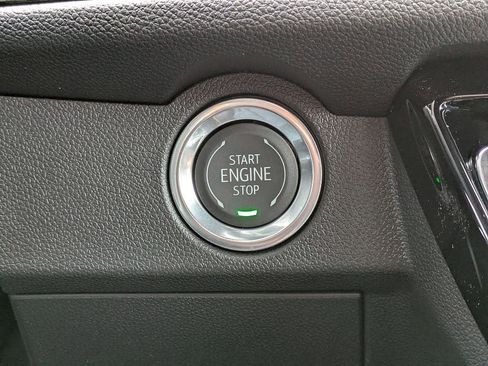 New 2026 Chevrolet Traverse High Country image 19