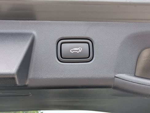 Used 2025 Hyundai Tucson SEL FWD image 14