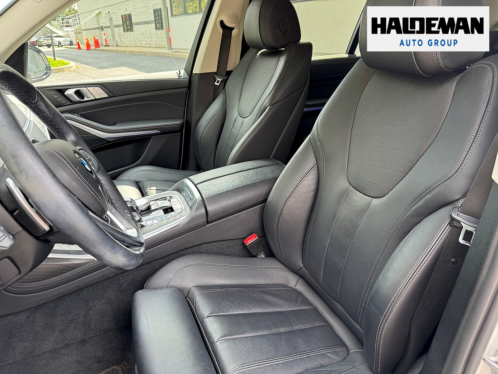 Used 2022 BMW X7 xDrive40i w/ Executive Package AWD/4WD image 7