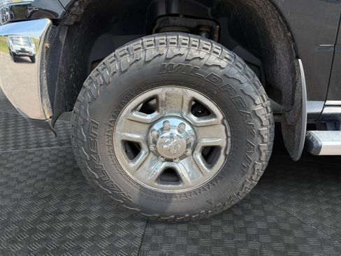 Used 2017 RAM 2500 Tradesman w/ Chrome Appearance Group AWD/4WD image 25