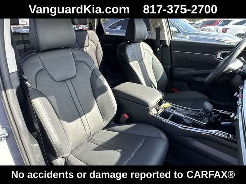 Used 2025 Kia Sorento SX image 28
