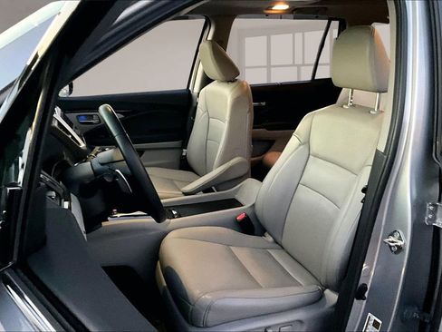 Used 2017 Honda Pilot Elite image 21