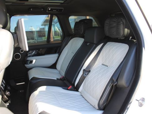 Used 2020 Land Rover Range Rover SV Autobiography Dynamic image 54