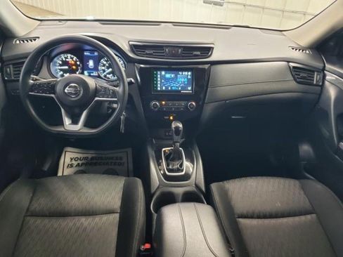 Used 2018 Nissan Rogue S AWD/4WD image 10