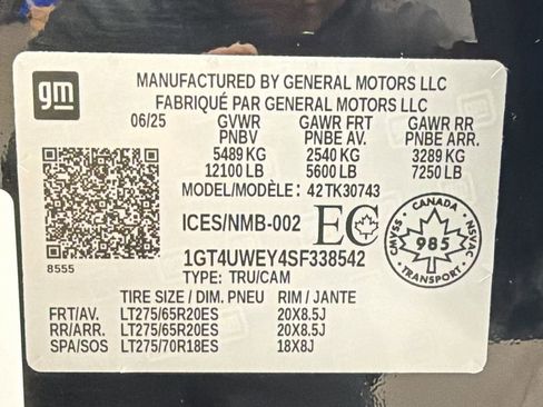 Used 2025 GMC Sierra 3500 Denali w/ Denali Reserve Package image 46