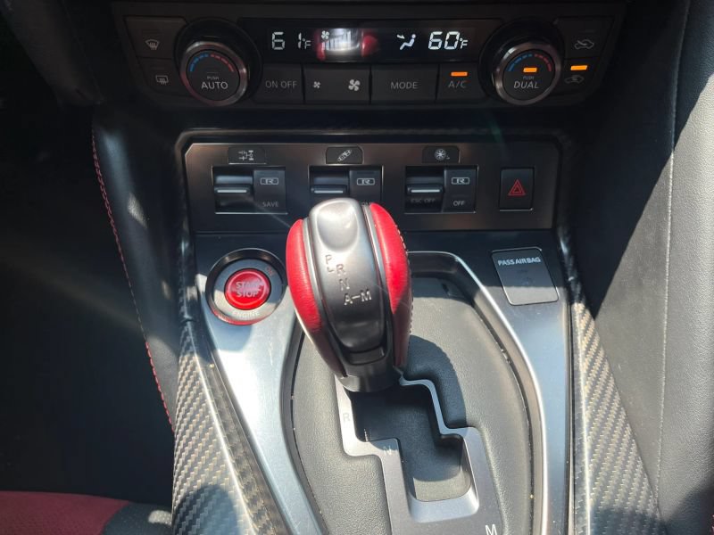 Used 2018 Nissan GT-R NISMO AWD/4WD image 28