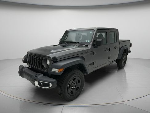 Used 2024 Jeep Gladiator Sport AWD/4WD image 3