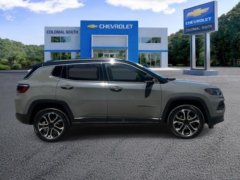 Used 2022 Jeep Compass Limited AWD/4WD image 7