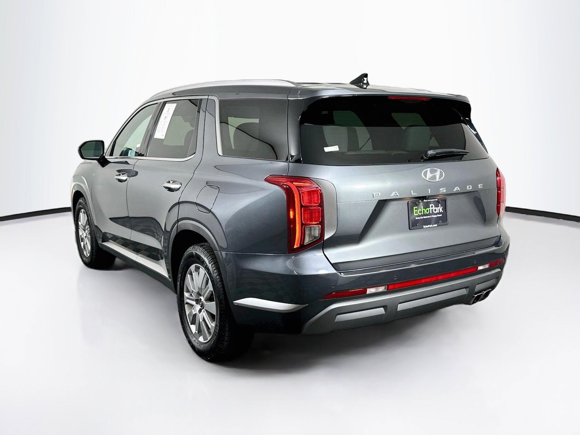 Used 2025 Hyundai Palisade SEL FWD image 5