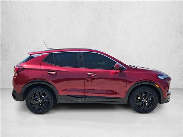 Used 2025 Buick Encore GX Sport Touring FWD image 4