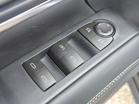 New 2026 GMC Terrain Elevation w/ Black Edition AWD/4WD image 19