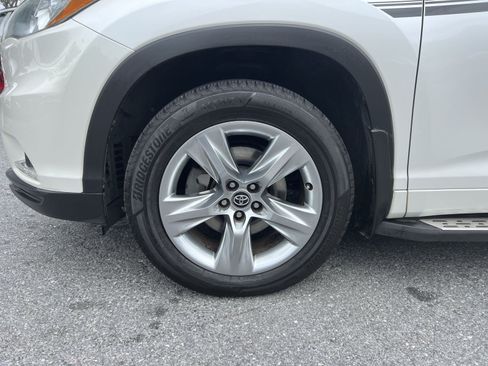 Used 2016 Toyota Highlander Limited AWD/4WD image 12