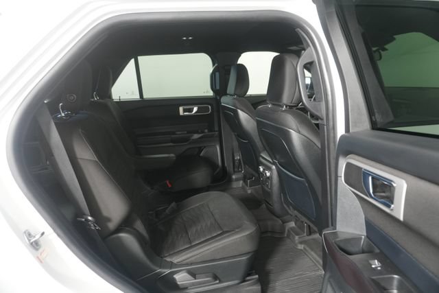 Used 2020 Ford Explorer XLT w/ Comfort Package AWD/4WD image 25