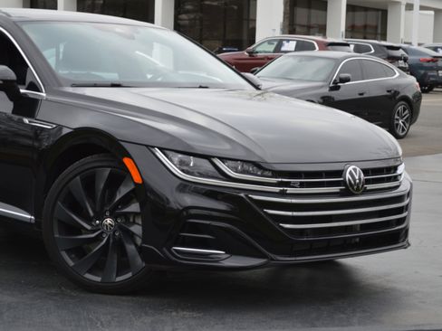 Used 2023 Volkswagen Arteon SEL image 2