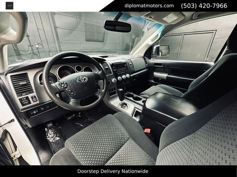 Used 2013 Toyota Tundra 4x4 Double Cab image 16