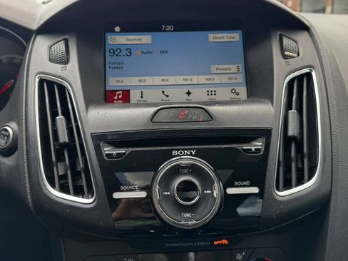 Used 2018 Ford Focus ST w/ Equipment Group 401A FWD image 27