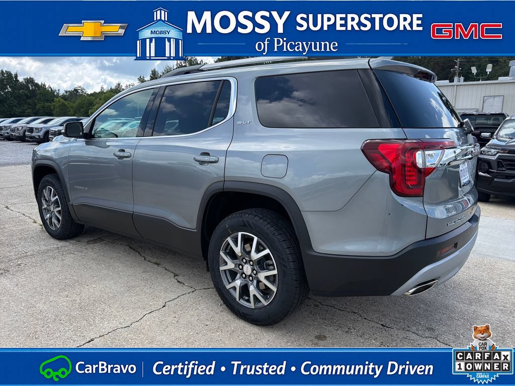 Certified 2023 GMC Acadia SLT w/ LPO, Floor Liner Package FWD image 4