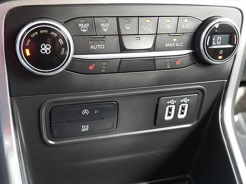 Used 2022 Ford EcoSport SE w/ SE Convenience Package image 37