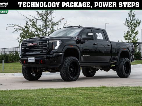 Used 2026 GMC Sierra 2500 AT4 w/ Technology Package AWD/4WD image 6