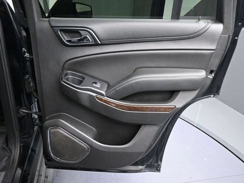 Used 2017 Chevrolet Tahoe LT w/ Luxury Package AWD/4WD image 23