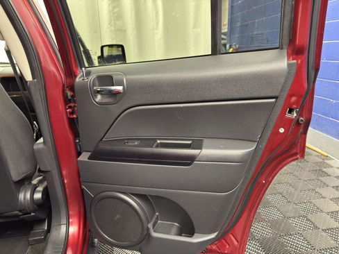 Used 2016 Jeep Patriot Sport w/ Power Value Group image 31