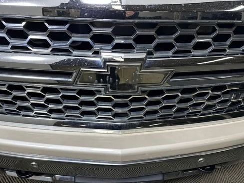 Used 2015 Chevrolet Silverado 1500 LTZ w/ LTZ Plus Package image 9