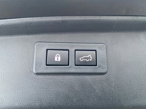 Used 2023 Subaru Outback Limited XT image 8