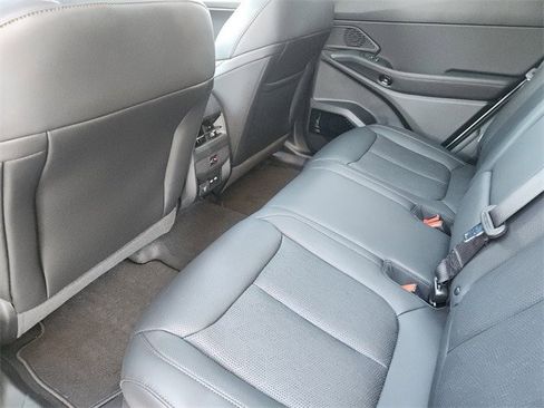 New 2026 Jeep Cherokee Overland image 22