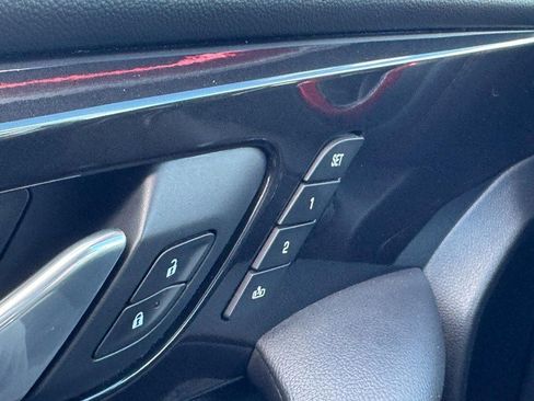 Used 2019 Chevrolet Blazer RS image 25