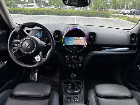 Used 2022 MINI Cooper Countryman S w/ Premium Package FWD image 14