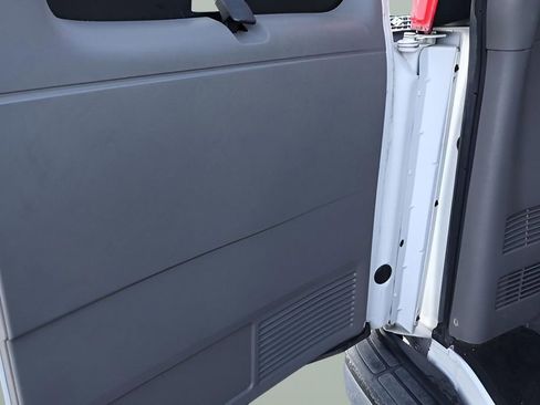 Used 2021 Chevrolet Express 3500 LT w/ LT Preferred Equipment Group image 25