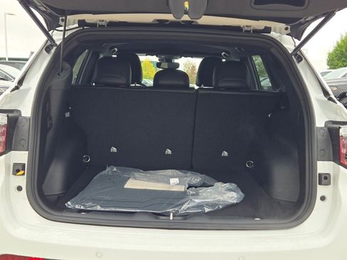 New 2026 Jeep Compass Limited image 16