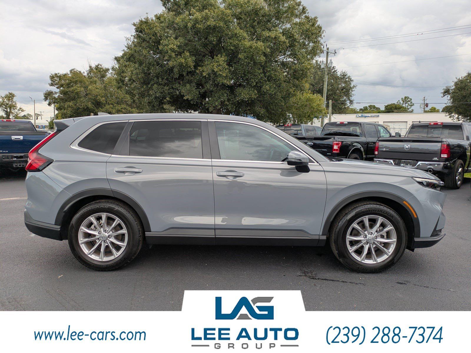 Used 2025 Honda CR-V EX-L image 2