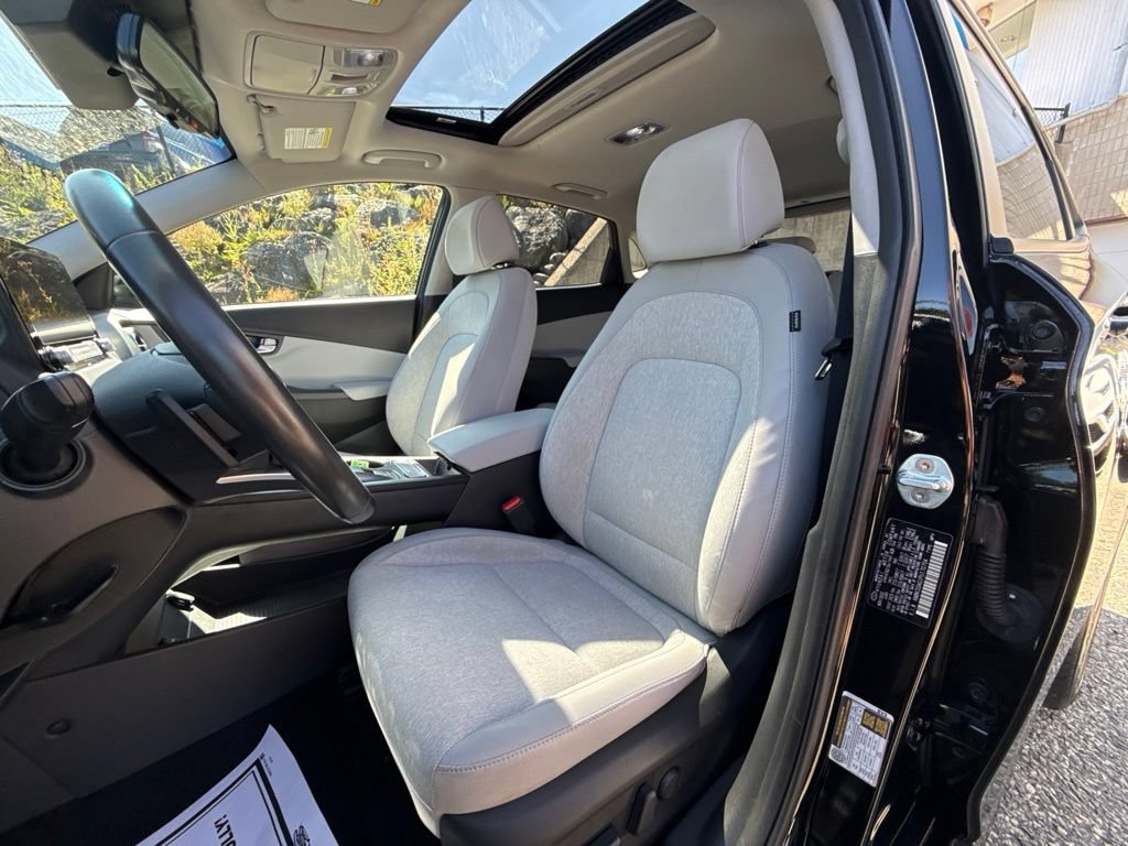 Certified 2023 Hyundai Kona SEL FWD image 15