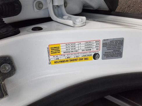 Used 2017 GMC Terrain SLE image 40