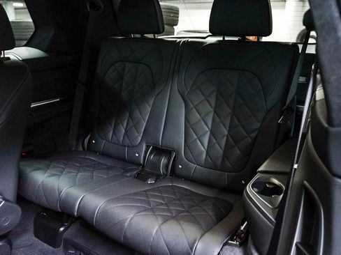 Used 2026 BMW X7 xDrive40i w/ M Sport Package AWD/4WD image 20