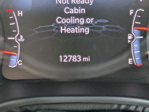 Used 2022 Jeep Compass Latitude image 11