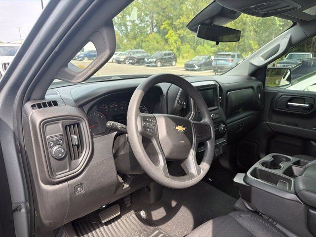 Used 2023 Chevrolet Silverado 1500 Custom RWD image 9