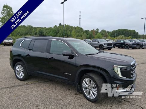 Used 2024 GMC Acadia Elevation w/ Trailering Package AWD/4WD image 9