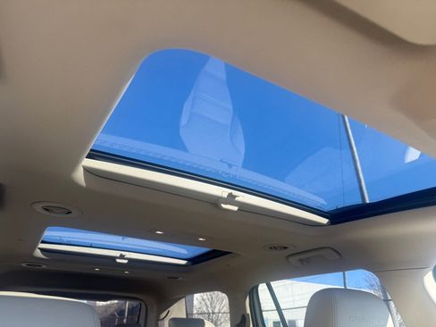 Used 2019 GMC Acadia Denali w/ LPO, Floor Liner Package image 17