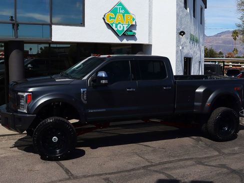 Used 2019 Ford F450 Lariat w/ Lariat Ultimate Package image 4