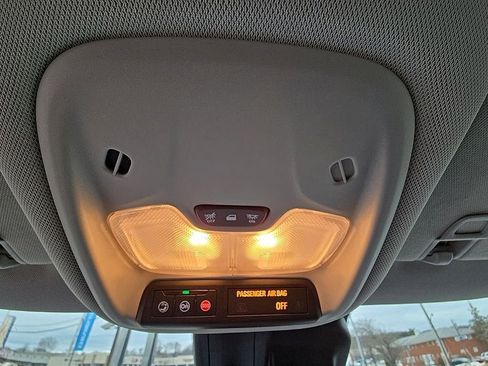 Used 2023 Chevrolet TrailBlazer LT w/ Convenience Package image 25