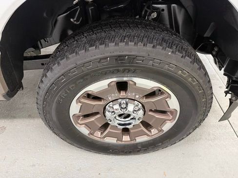 New 2026 Ford F250 4x4 Crew Cab Super Duty image 5