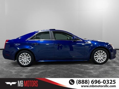 Used 2013 Cadillac CTS Luxury image 2