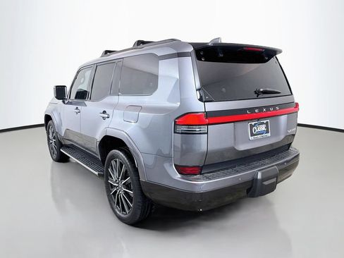 Used 2024 Lexus GX 550 w/ Accessory Package (Z1) AWD/4WD image 5