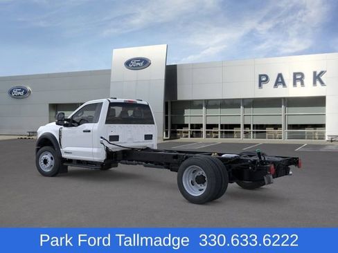New 2025 Ford F550 4x4 Regular Cab Super Duty image 4