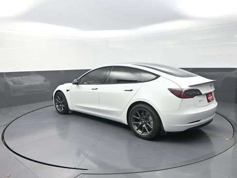 Used 2022 Tesla Model 3 Long Range AWD/4WD image 48